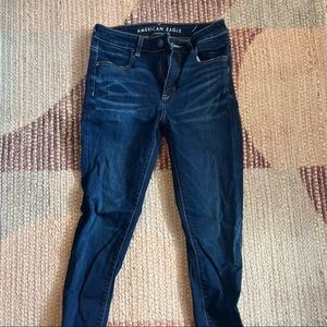 AMERICAN EAGLE Hi-Rise Super Stretch Jegging